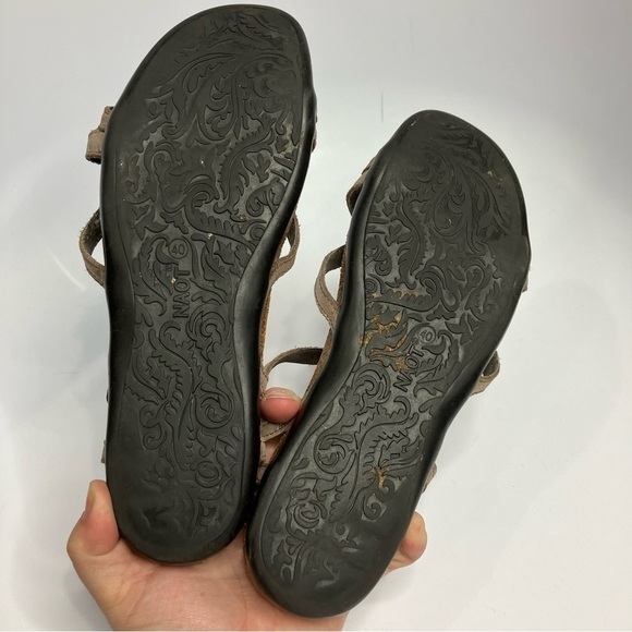 Naot corkbed sandals size 40 - Picture 6 of 9
